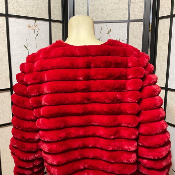 Nina Leonard Red Faux Fur Short Jacket Size M - Picture 3 of 10
